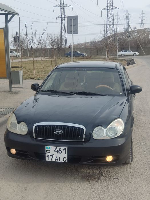 Hundai sonata5 2001год