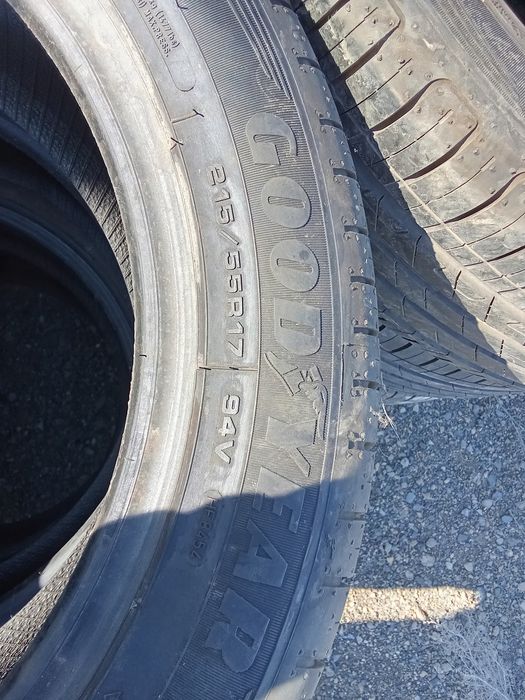 Продам шины на 17