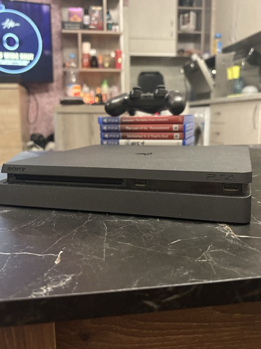 Play Station 4 SLIM 1 TB Плейстейшън 4