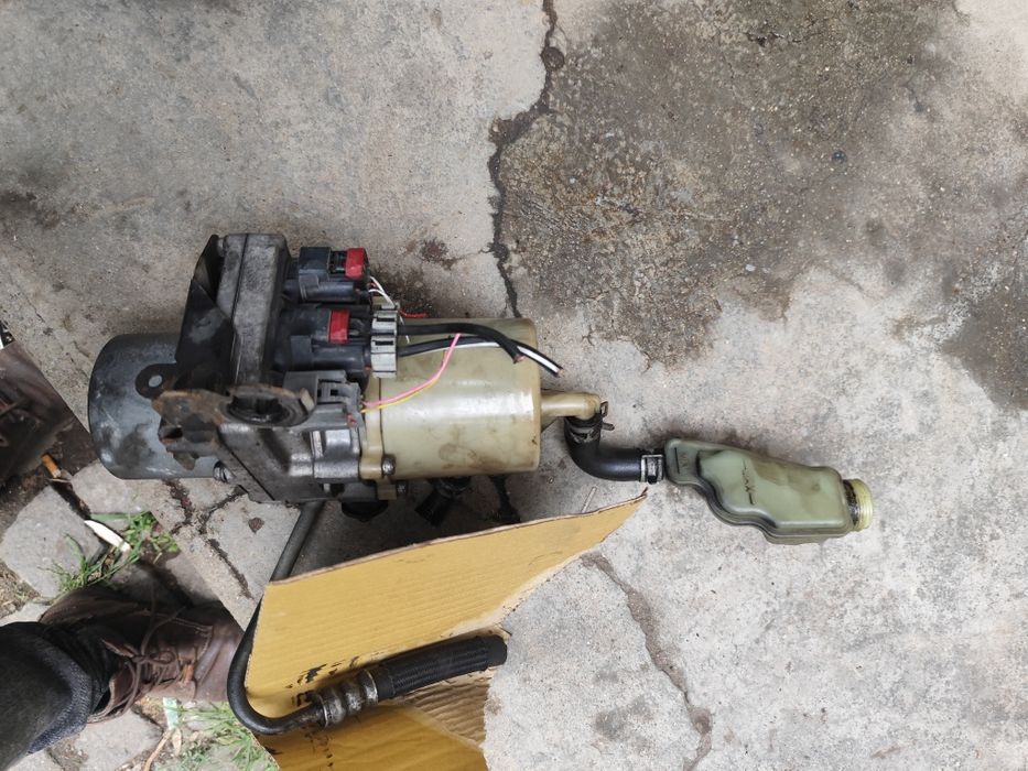 Хидравлична електрическа хидравлика за Мазда от 2003 до2005 и наг