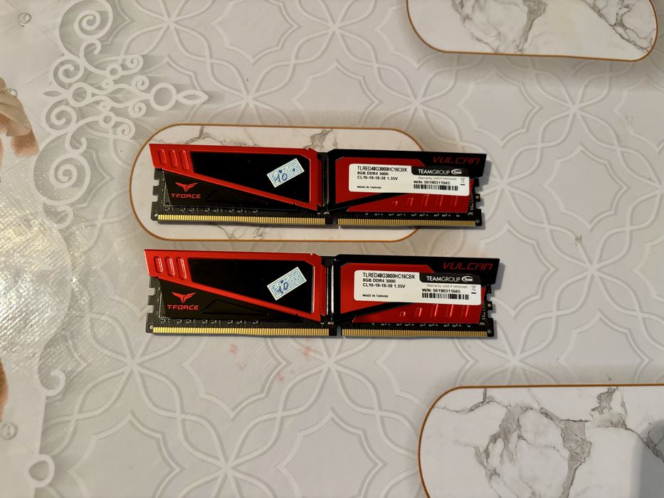 Оперативная память 8 GB DDR4