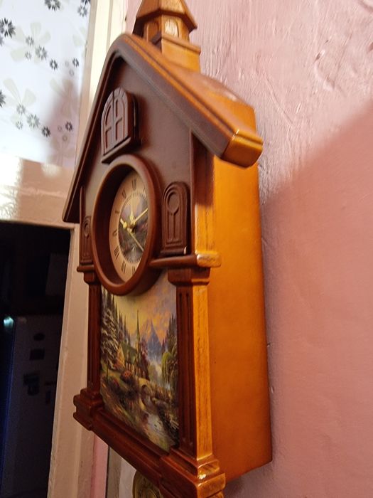 Ceas electronic cu tematica bisericeasca