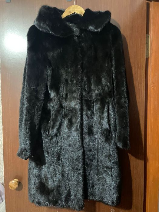 Норковая шуба черный бриллиант