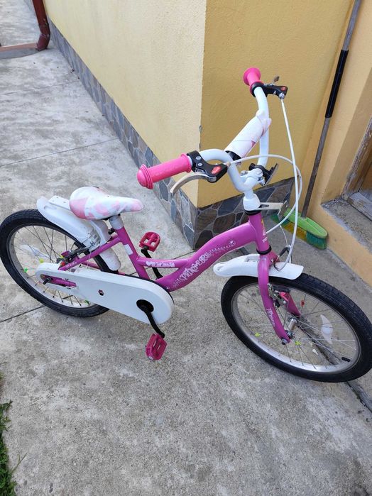 Bicicletă fete .