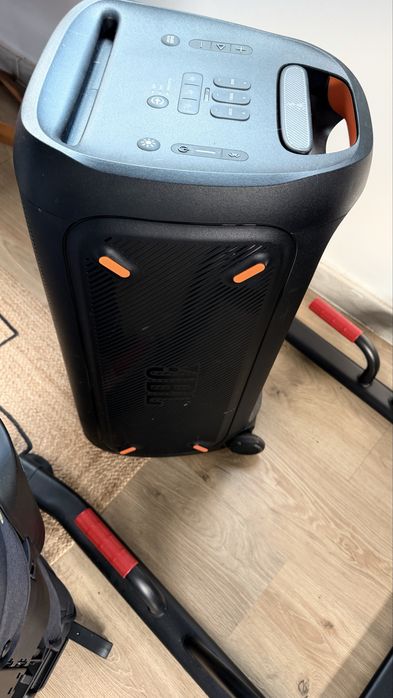 Vand boxa JBL partybox 310