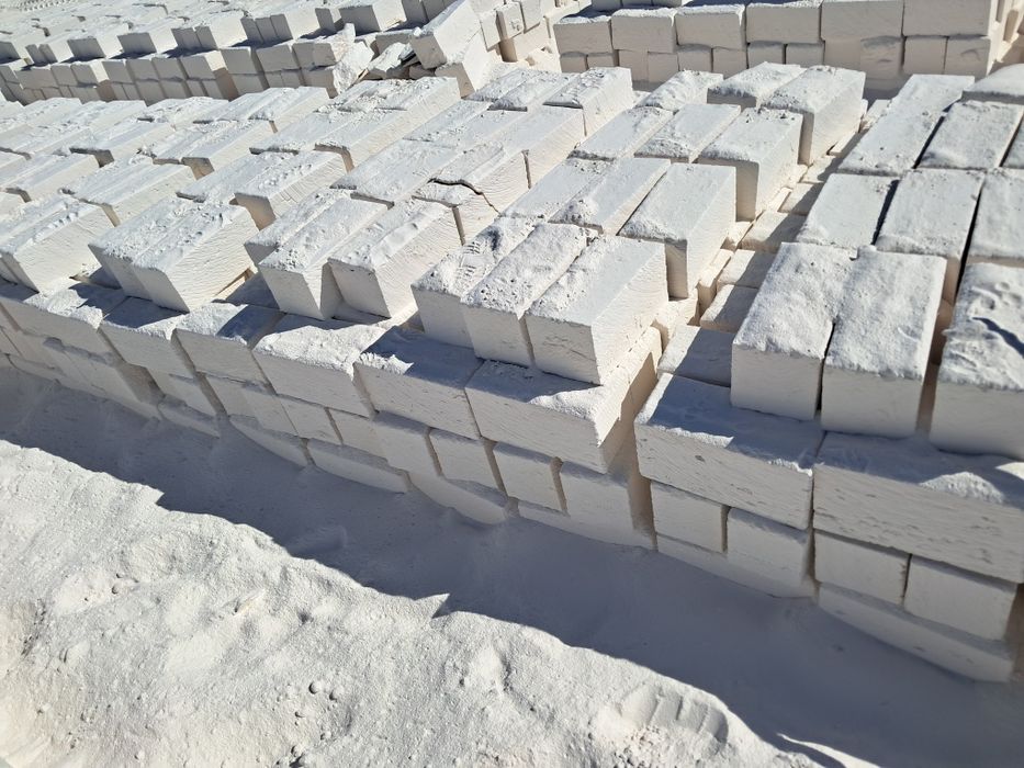 Тас 5 куб кирпич