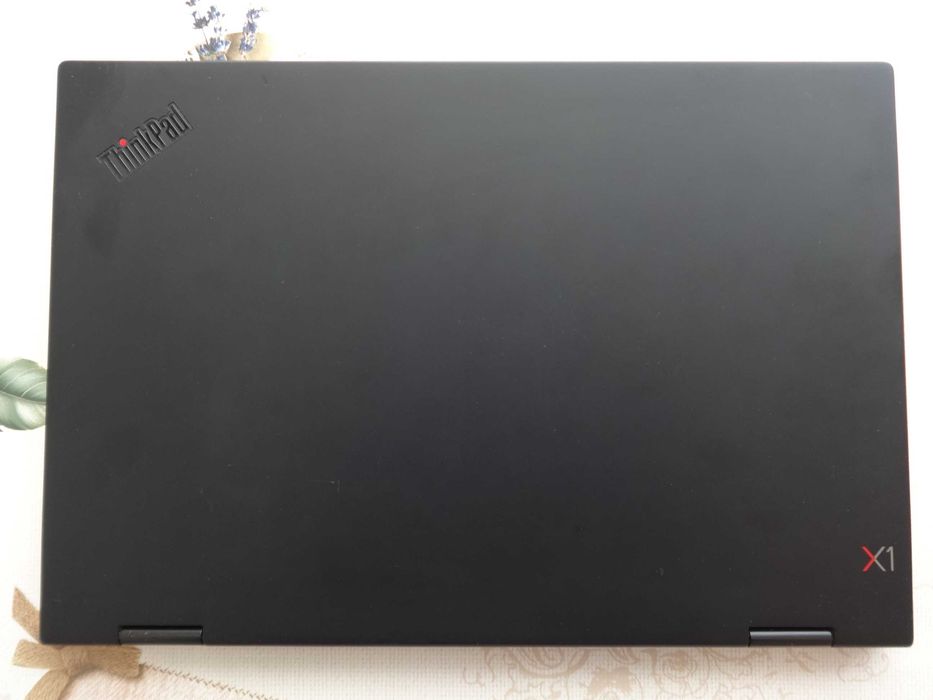 Таблет и Лаптоп 2в1 Lenovo ThinkPad X1 Yoga Gen 3 i7-8650U/RAM 16GB DDR4/NVMe SSD 256GB / 4G LTE-A модул Fibocom L850-GL Nano-SIM