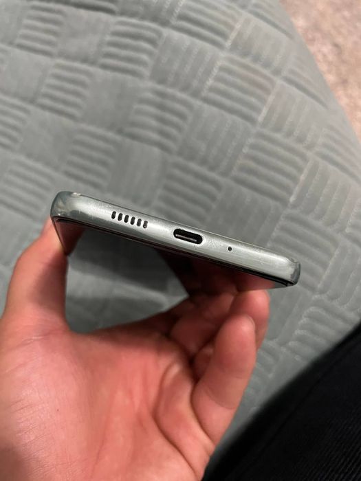 Самсунг галакси А73 5G