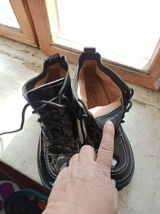 Күздік аяқ киім сәнді жылтыр