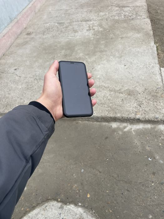 Iphone 11 pro sotiladi