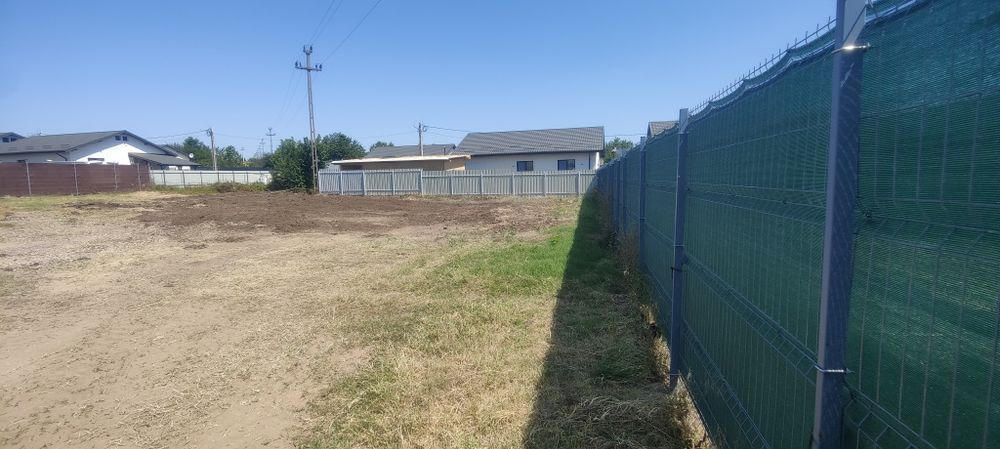 Teren de vanzare cu autorizatie de constructie!