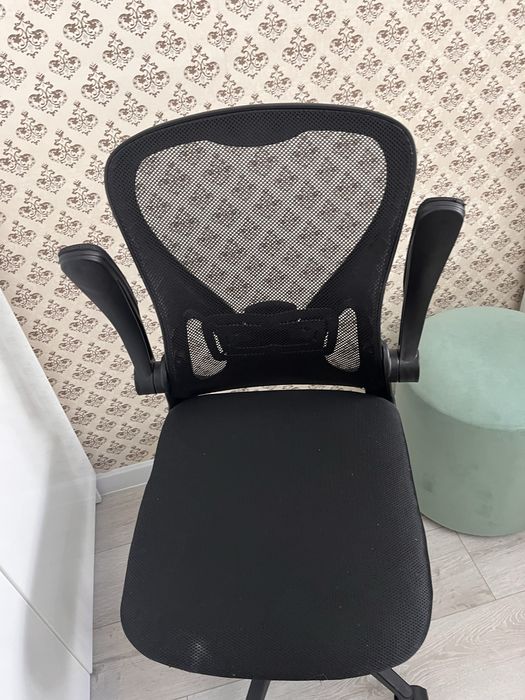 Продам кресло офисное