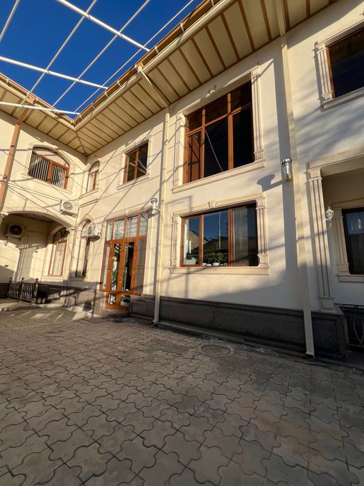 Продается дом 9 соток земли в центре города