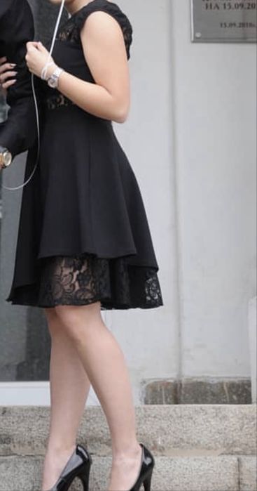 2 черни рокли - обличани по веднъж