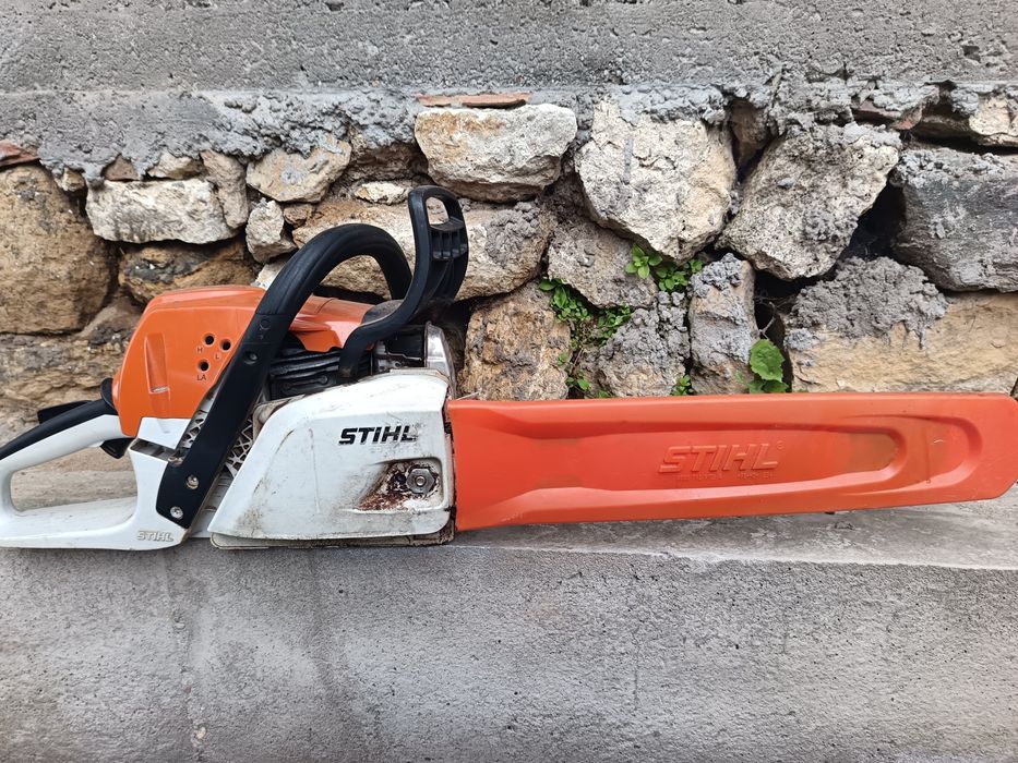 РезачРезачка STIHL MS 251 / моторен трион – почти нова
Продавам резачка STIHL MS 251 в отлично състояни