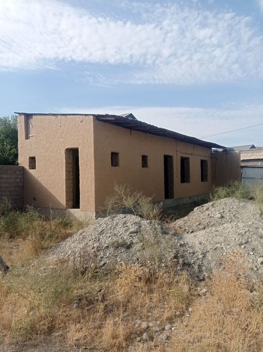 Участка сотилади