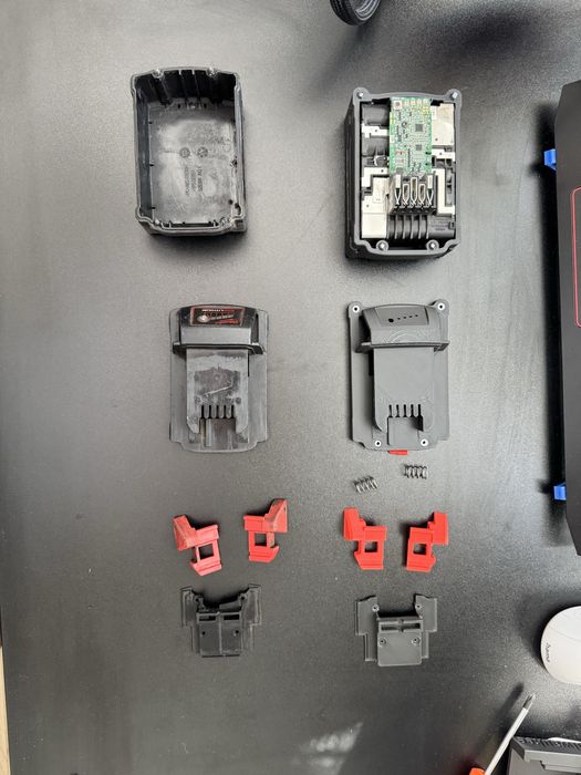 Carcasa baterie Milwaukee M18 5ah