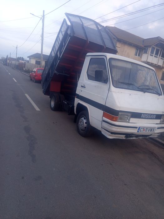 Nissan trade basculantă 3.5tone