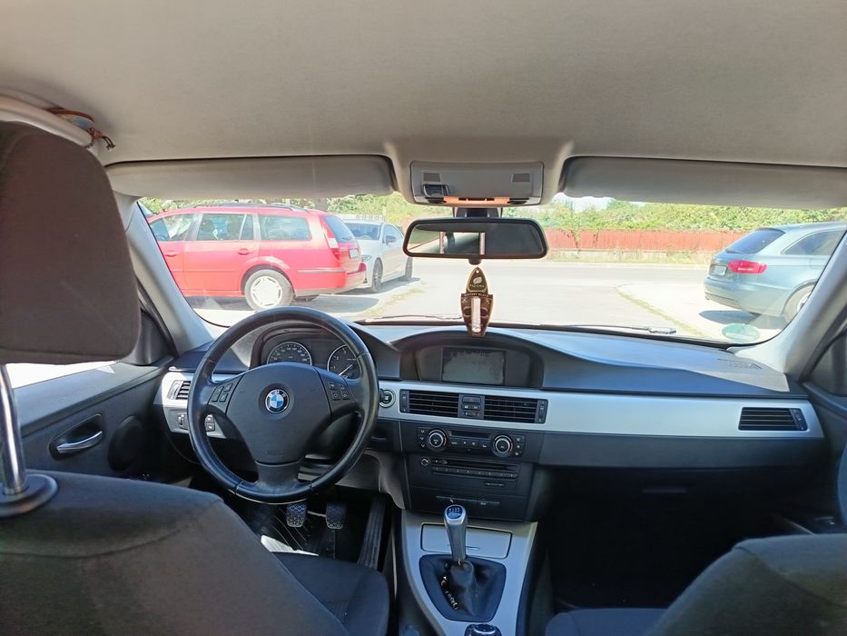 Bmw320 i  benzina 170 cp