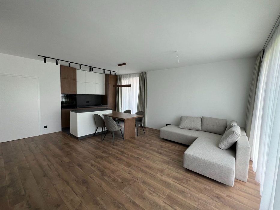 Дава се под наем Тристаен апартамент в София, Малинова долина - 125 кв.м за 1000 € - Снимка #1