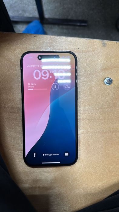Продаю айфон 15 с гаранти