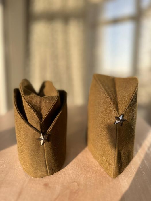 Пилотки и галстуки