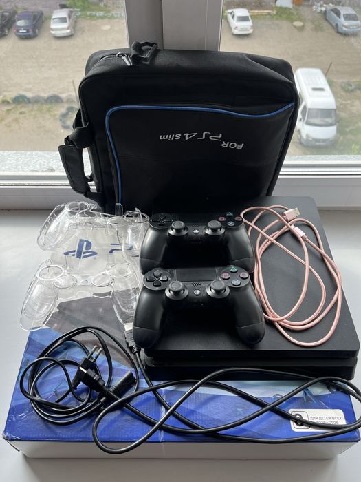 PlayStation slim 1 TB