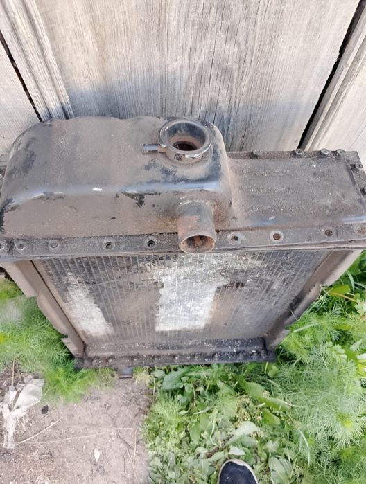 Продам радиатор на мтз 80