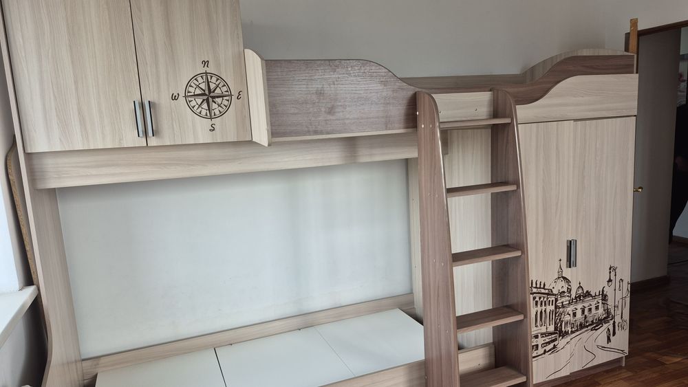 Детская двух спальная кровать