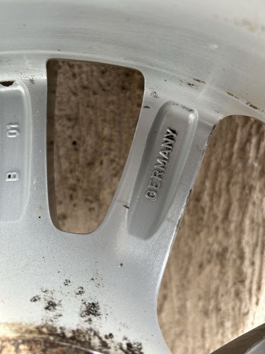 Колесо R16. 7x16/5x114.3 D67 ET40