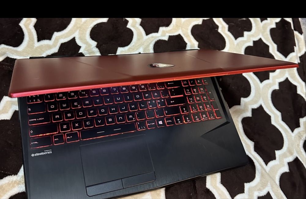 Vand laptop msi