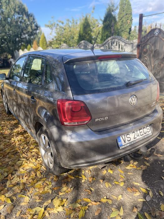 VOLKSWAGEN Polo 2011 — imagine 3