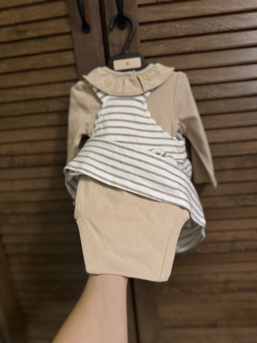 Set rochita si body c&a