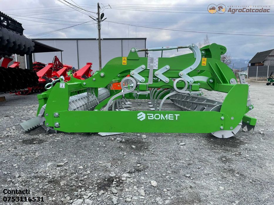 Cultivator agricol BOMET 2.5 m / 3 m / 4 m Gilau • OLX.ro