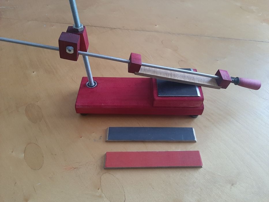 Точилка для ножей...