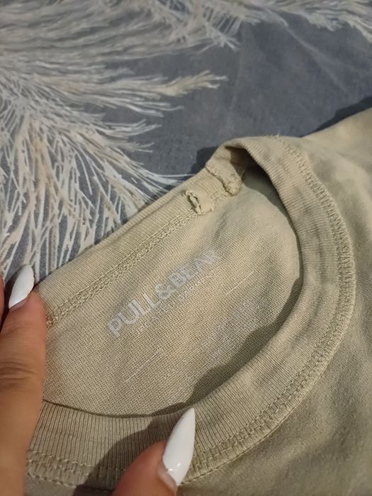 Дънки Zara и тениска Pull and Bear