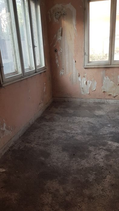 Продава се Етаж от къща в Дупница - 3 кв.м за 23000 €/кв.м - Снимка #5