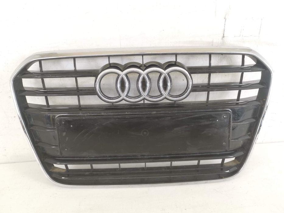 Ауди А6 / Audi A6 [ - ] Оригинална централна решетка на радиатора