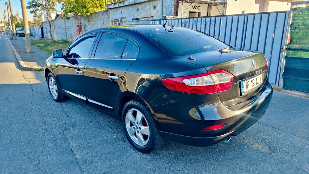 RENAULT Fluence 2011 — imagine 5