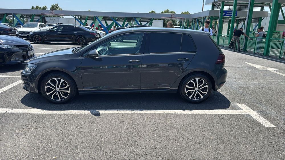 Masini de inchiriat Bucuresti Aeroport inchirieri Auto Rent a Car