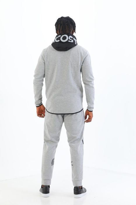 Спортивные костюмы Lacoste