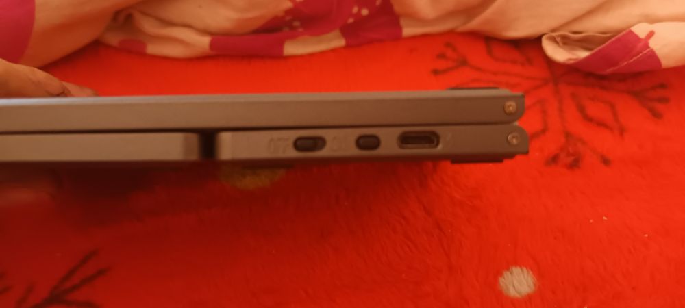 Tastatură jelly comb