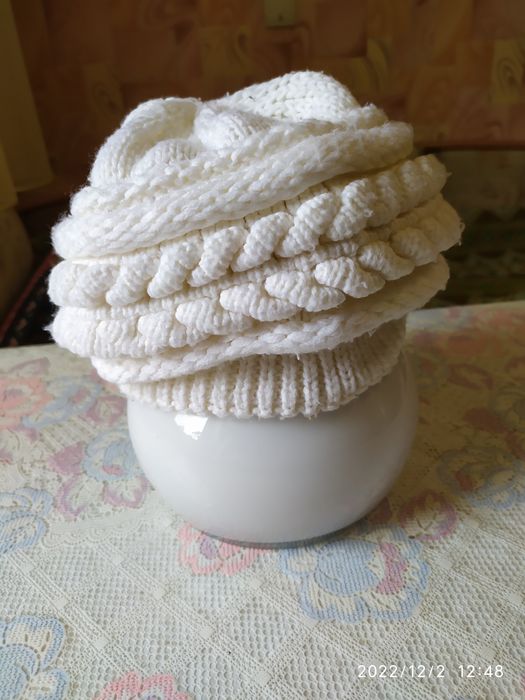 Береты. Любой 1000.