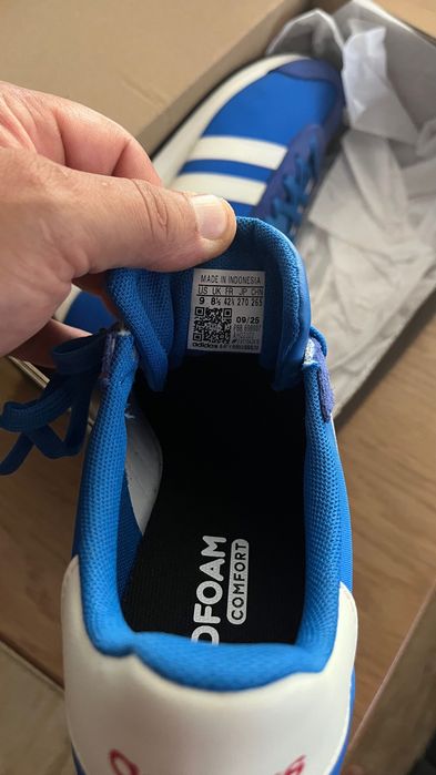 Adidas runvista shoes 42.5