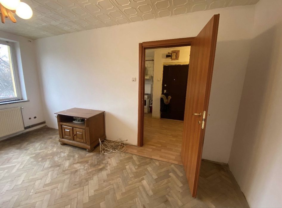 Apartament 2 camere, Decomandat,Etaj 2/4,Calea Severinului
