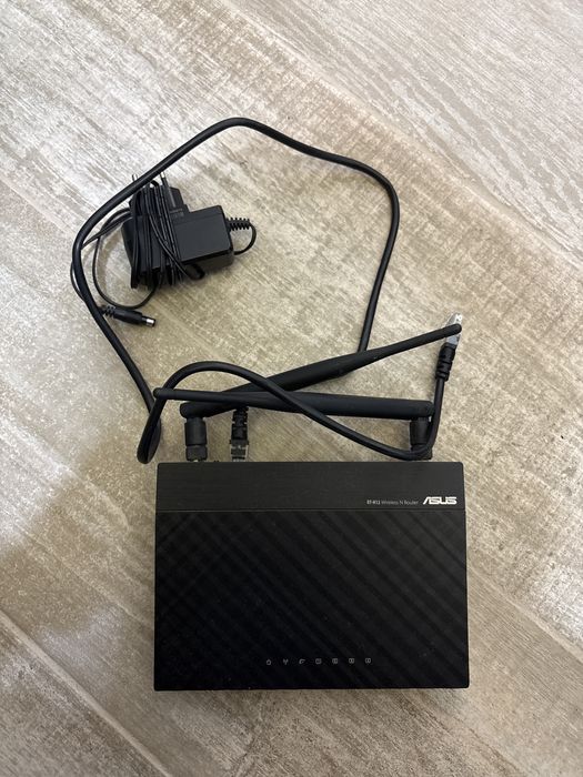 Router wireless Asus RT-N12