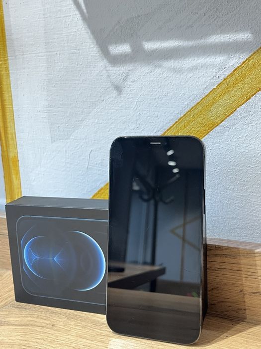 Продам iPhone 12 pro (128gb)