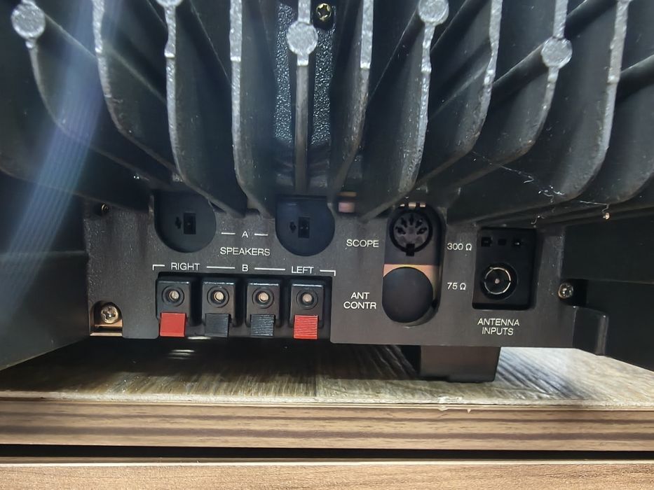 Винтидж ресивър REVOX B-780
