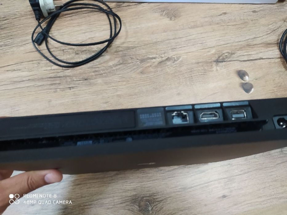 Продам PlayStation 4 500gb Slim