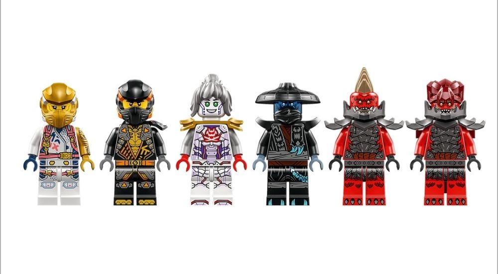 Lego Ninjago Set 4 în 1 - Ultrarobotul combinat al lui Zane (cod 71834)
